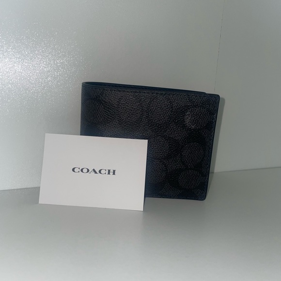 Coach Black Leather Key & Card Holder Minimalist Design - Picture 1 of 4